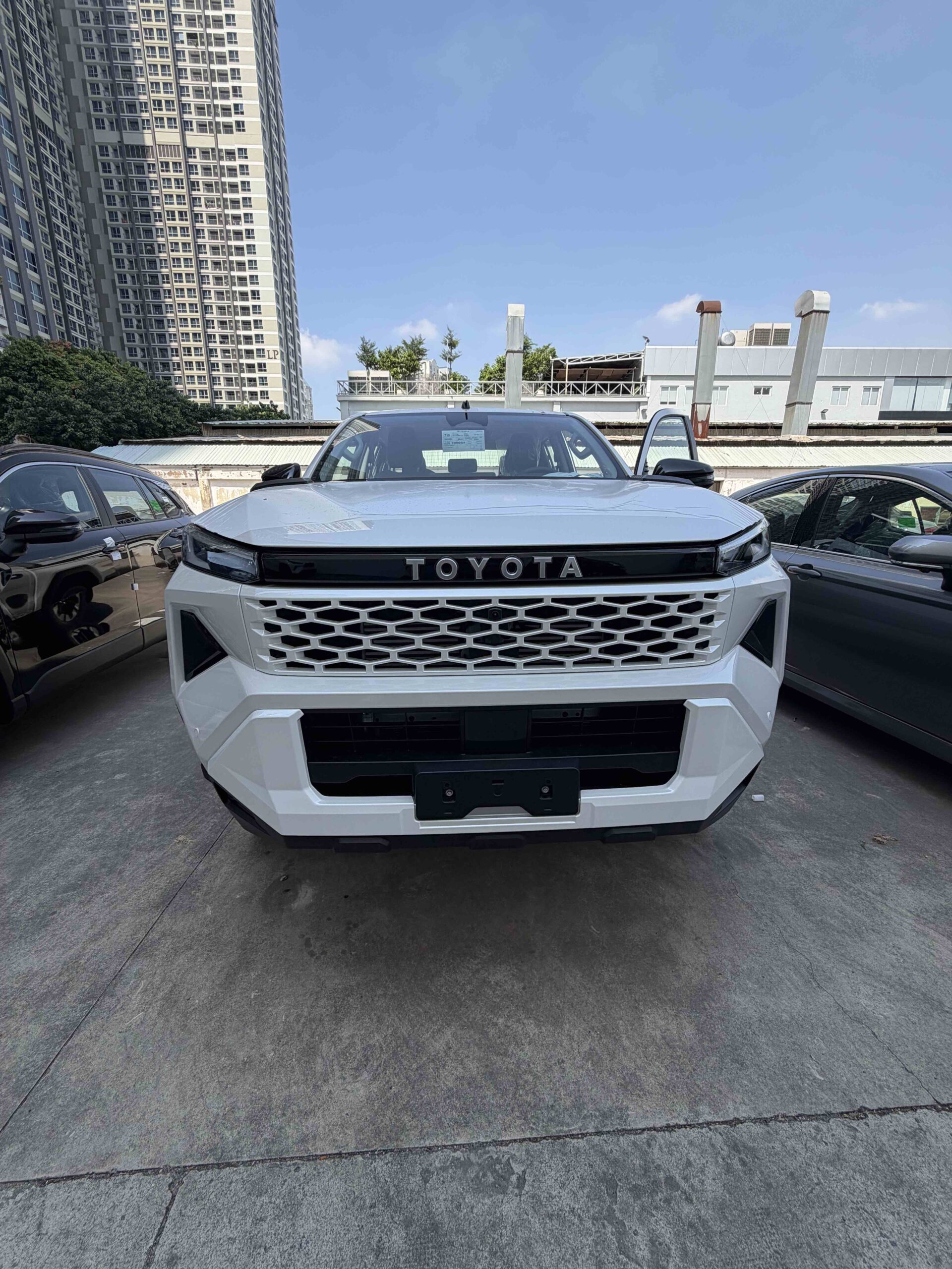 Toyota Hilux 2027